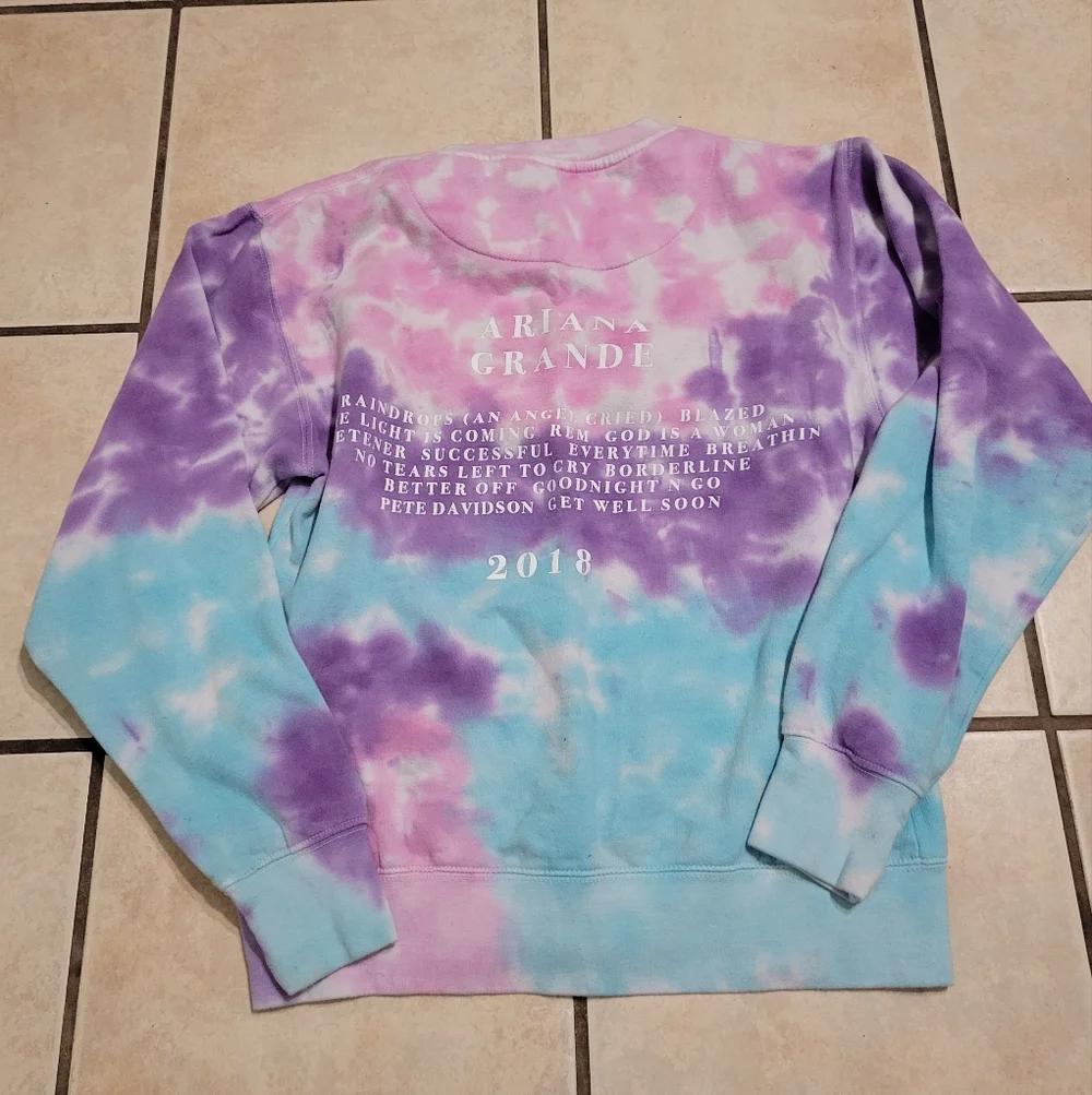 Ariana Grande Pastel Tie-Dye Sweater - Picture 2 of 3